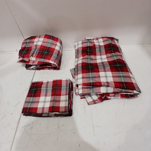4PC THRESHOLD FULL HOLIDAY FLANNEL SHEET SET - KING - RED/GREEN PLAID image 2