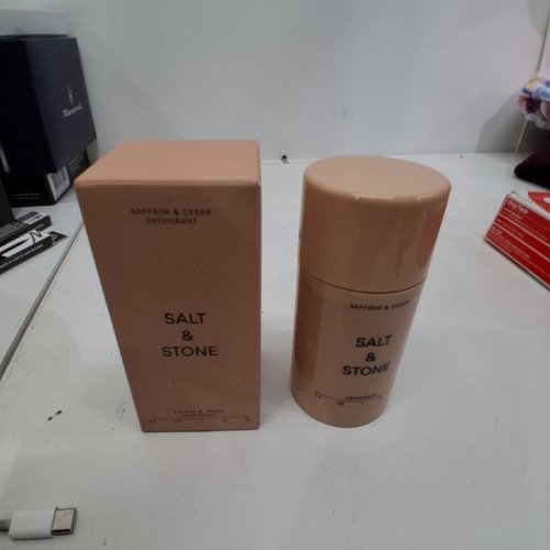 SALT & STONE SAFFRON & CEDAR DEODORANT- 75G image 3