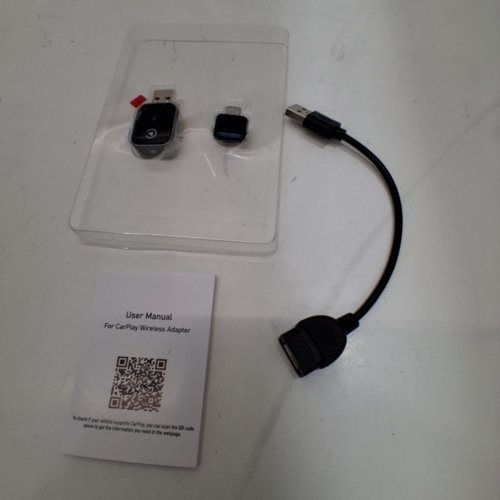 UANTIN 2-IN-1 WIRELESS USB ADAPTER FOR APPLE CARPLAY AND ANDROID AUTO - BLACK (MODEL: G26Z) image 3