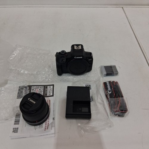 CANON EOS R100 MIRRORLESS CAMERA KIT - WITH RF-S 18-45MM F4.5-6.3 IS STM LENS - 24MP | APS-C SENSOR - BLACK image 3