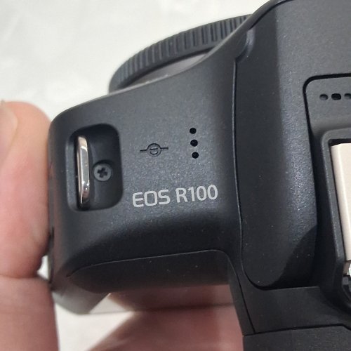 CANON EOS R100 MIRRORLESS CAMERA KIT - WITH RF-S 18-45MM F4.5-6.3 IS STM LENS - 24MP | APS-C SENSOR - BLACK image 10
