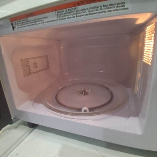 COMFEE RETRO COUNTERTOP MICROWAVE OVEN - 0.7 CU. FT - 700W - APRICOT (MODEL: CMO-AM20CK(AT) image 7