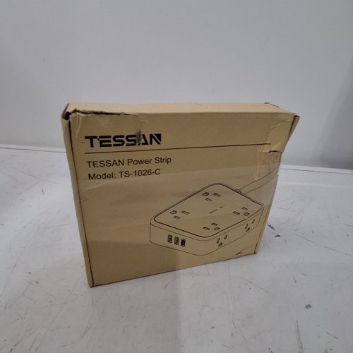 TESSAN FLAT PLUG POWER BAR SURGE PROTECTOR POWER STRIP RING PULL WITH 3 USB (1 USB C) 4 OUTLETS, - 5FT - WHITE - (MODEL: TS-1026-C) image 3