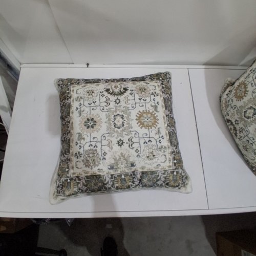 2PK WASH LUXE TOWN & COUNTRY LIVING DECORATIVE PILLOWS - 22" X 22" - MULTICOLOUR (MODEL: 1901552) image 4