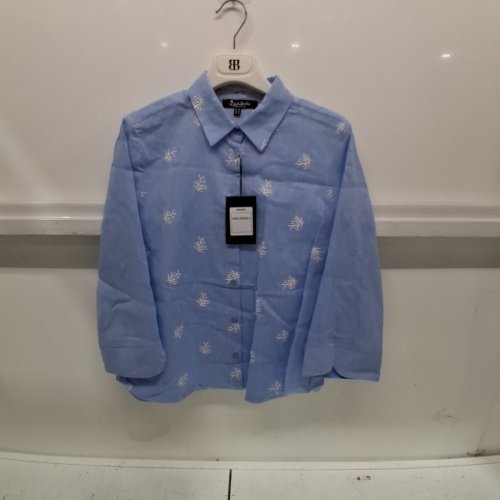 WOMEN'S BARILOCHE EMBROIDERED BUTTON-UP SHIRT -SMALL / MEDIUM - LIGHT BLUE / WHITE CORAL (STYLE: AMARA) image 2