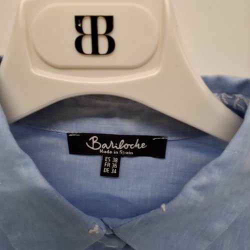WOMEN'S BARILOCHE EMBROIDERED BUTTON-UP SHIRT -SMALL / MEDIUM - LIGHT BLUE / WHITE CORAL (STYLE: AMARA) image 5