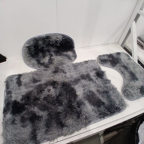 3PC BATHROOM RUG SET - TOLIET SEAT COVER, U SHAPED RUG, & TUB MAT - GREY/BLACK image 3