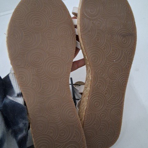 WOMEN'S MEXX NOEMIM WEDGE SANDALS - SIZE 9 - WHITE image 3