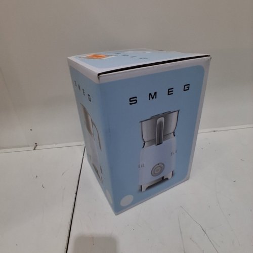 SMEG 50'S RETRO STYLE MILK FROTHER WITH, 6 PRESET PROGRAMS, HOT OR COLD FROTHING - WHITE (MODEL: MFF11WHUS) image 6