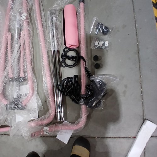 VEVOR GYMNASTIC BARS FOR KIDS, 140 LBS CAPACITY FOLDING TRAINING KIP BAR WITH MAT, ADJUSTABLE HEIGHT - 36 TO 52 INCHES - PINK (MODEL: QT1893A) image 3