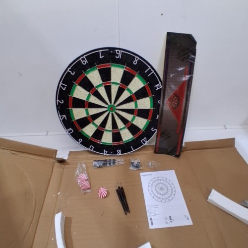 AMAZON BASICS REGULATION SIZE DARTBOARD SET - 6 DARTS INCLUDED - 18" - (MODEL: B0DZ24NR85) image 2