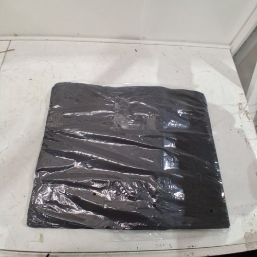 42PK DISPOSBLE AUTOMOTIVE FLOOR MATS - BLACK image 2