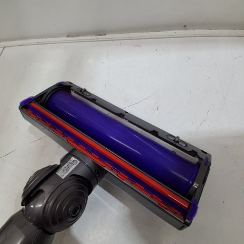 DYSON V8 RECHARGABLE HANDHELD STICK VACCUM - GREY/PURPLE (MODEL: SV25) image 3