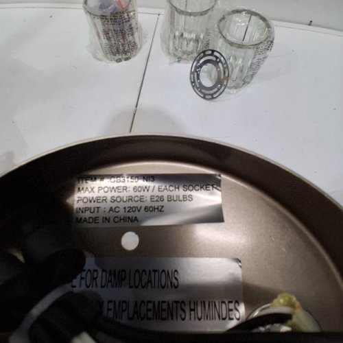3-LIGHT BATHROOM VANITY LIGHT FIXTURE - 180W - 120 V - CHROME (ITEM: G63150) image 2