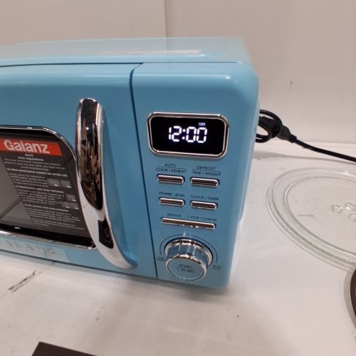 GALANZ RETRO-STYLE DIGITAL MICROWAVE OVEN - 0.7CU.FT - BLUE (MODEL: GLCMKZ07BER07) image 2