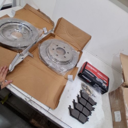 2PK CMX BRAKE ROTORS AND BRAKE PADS (MODEL: 682765/8-682765) image 2