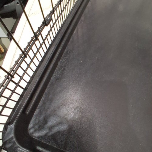 AMAZON BASICS SINGLE DOOR FOLDABLE METAL WIRE DOG CRATE WITH TRAY - 30" X 19" X 21" - BLACK (MODEL: 9001N-30A) image 5