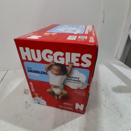 144PK HUGGIES DISNEY BABY LITTLE SNUGGLERS BABY DIAPERS - SIZE NEWBORN (UP TO 10LB) - DISNEY WINNIE THE POOH (MODEL: 55737-N) image 2