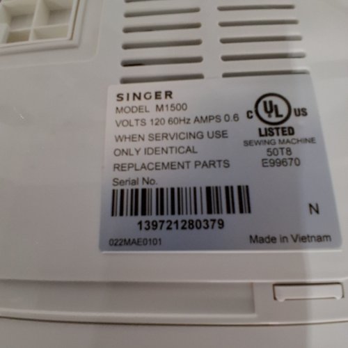 SINGER LIGHTWEIGHT PORTABLE SEWING MACHINE WITH ACCESSORY KIT AND LED LIGHT - 57 STITCH APPLICATIONS - 1 STEP BUTTON HOLE - WHITE (MODEL: M1500) image 6