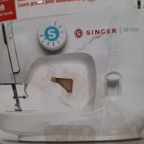 SINGER LIGHTWEIGHT PORTABLE SEWING MACHINE WITH ACCESSORY KIT AND LED LIGHT - 57 STITCH APPLICATIONS - 1 STEP BUTTON HOLE - WHITE (MODEL: M1500) image 8