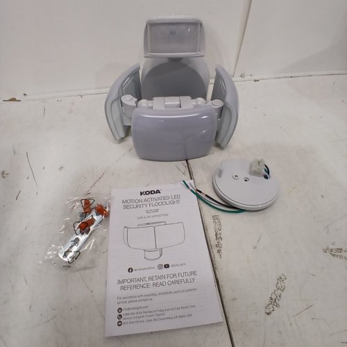KODA MOTION-ACTIVATED LED SECURITY FLOOD LIGHT - 4800LM 5000K- WHITE (MODEL: 1938035/LM030878) image 2