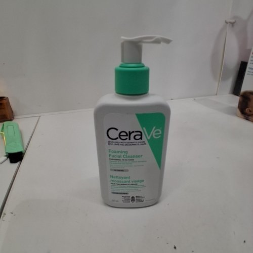 CERAVE FOAMING OIL CONTROL FACIAL CLEANSER - 237ML image 2