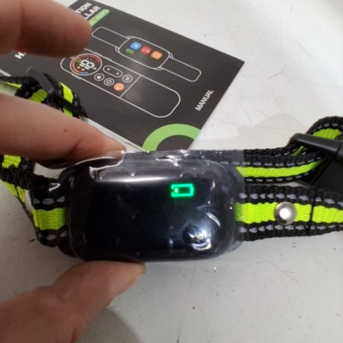 VIBRATING DOG COLLAR - BLACK AND GREEN (MODEL: VT-181) image 2
