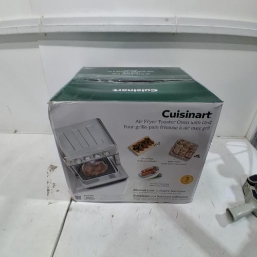 CUISINART AIR FRYER + CONVECTION TOASTER OVEN - STAINLESS STEEL (MODEL: TOA-70C) image 5