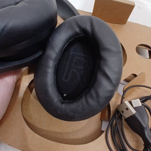 SOUNDCORE BY ANKER Q20I HYBRID ACTIVE NOISE CANCELLING WIRELESS OVER-EAR BLUETOOTH HI-RES BIG BASS HEADPHONES - BLACK - (MODEL: A3004) image 4
