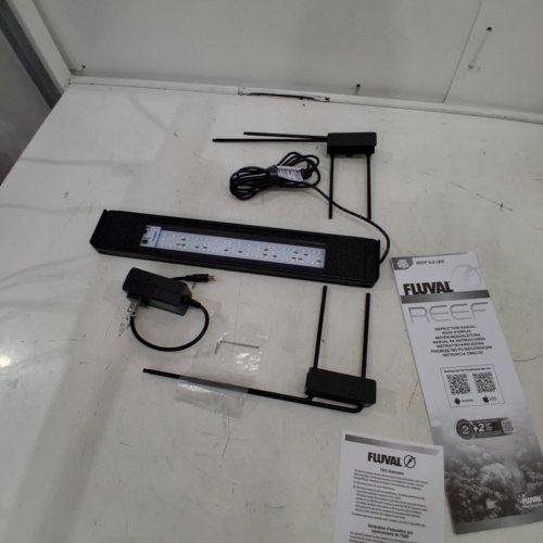 FLUVAL REEF 4.0 AQUARIUM LED LIGHT - 22W, 15"-24" - BLACK (MODEL: 16905) image 4