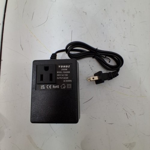 YDHDZ AC VOLTAGE CONVERTER - 200W, 110 V TO 220 V, 50/60HZ - BLACK (MODEL: YDH200W) image 2