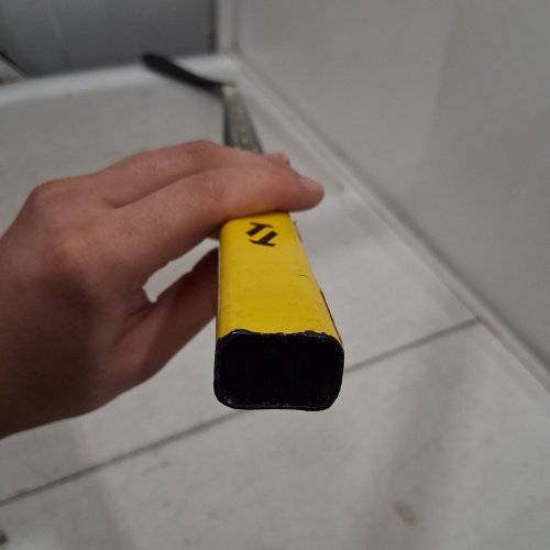TRUE SPORTS CATALYST 3X3 JUINOR MID-KICK MARNER HOCKEY STICK - L/H - 20 FLEX - SIZE 48 - YELLOW/BLACK image 3