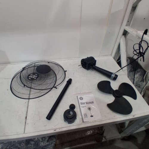 WESTINGHOUSE ADJUSTABLE HEIGHT OSCILLATING PEDESTAL FAN - 16" - BLACK (MODEL: WSFSB1601BL) image 5