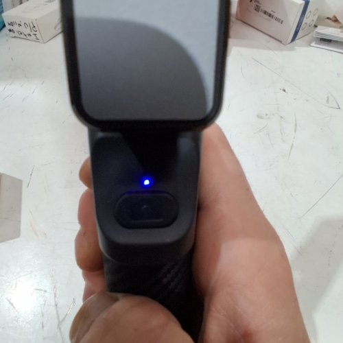 SELFIE STICK -WIRELESS - BLACK (STYLE: QC095-BLACK-I8) image 3