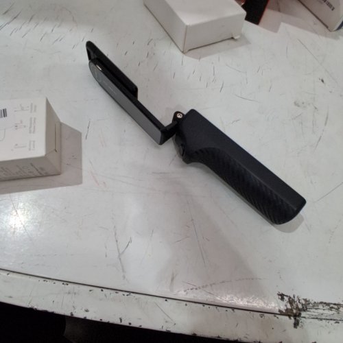 SELFIE STICK -WIRELESS - BLACK (STYLE: QC095-BLACK-I8) image 4