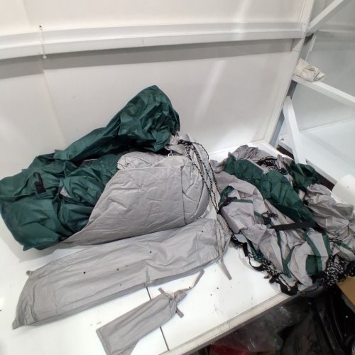 CAMPROS CP WEATHER RESISTANT 8-PERSON CAMPING TENT WITH CARRY BAG - GREY/GREEN (MODEL: CP-140972) image 3