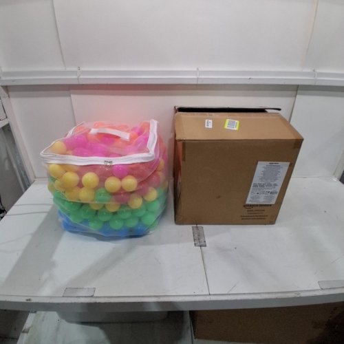 400PK AMAZON BASICS BPA FREE PLASTIC BALL PIT BALLS - 2.3" BALLS - 6 BRIGHT COLORS (MODEL: 76188) image 2