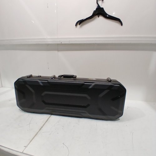 CROSSROCK 4/4 FULL SIZE VIOLIN HARD SHELL CASE WITH STRAPS - BLACK/RED - (MODEL: CRA860VFBK-R) image 2