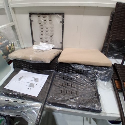 3PC SONGMICS GARDEN FURNITURE WOVEN SET WITH GLASS TABLETOP - BROWN - (MODEL: GGF003KZ01) image 3