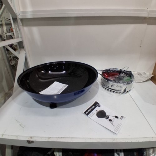 WEBER MASTER-TOUCH® 22” CHARCOAL GRILL image 2