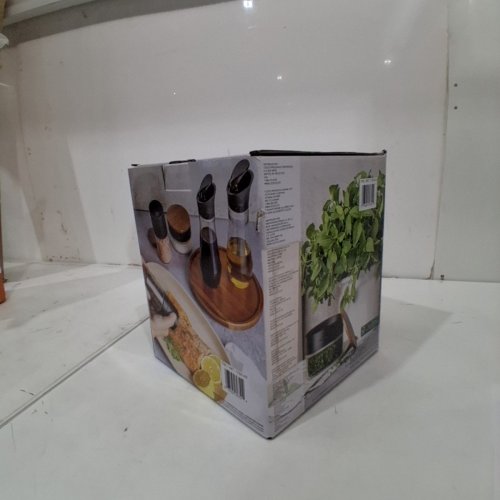 6PC TRUDEAU SEASONING STATION WITH LAZY SUSAN, 2 OIL BOTTLES, 2 GRINDERS, AND 1 JAR (MODEL: 1796149) image 3