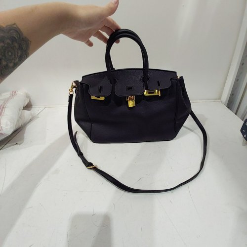PU LEATHER SHOULDER HANDBAG - BLACK / GOLD image 2