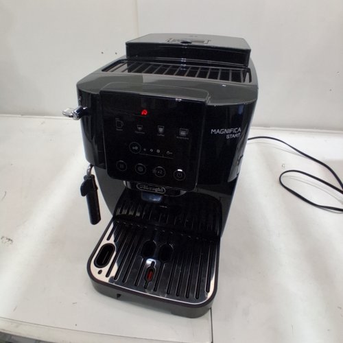 DELONGHI MAGNIFICA START ALL-IN-ONE HOT/COLD COFFEE & ESPRESSO MAKER WITH BUILT-IN MILK FROTHER - BLACK (MODEL: ECAM22022B) image 2