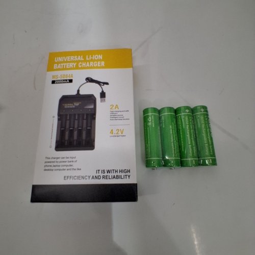 5PC UNIVERSAL LI-ION BATTERY CHARGER WITH BATTERIES - 2A / 4.2 V (MODEL: MS-5D84A) image 2