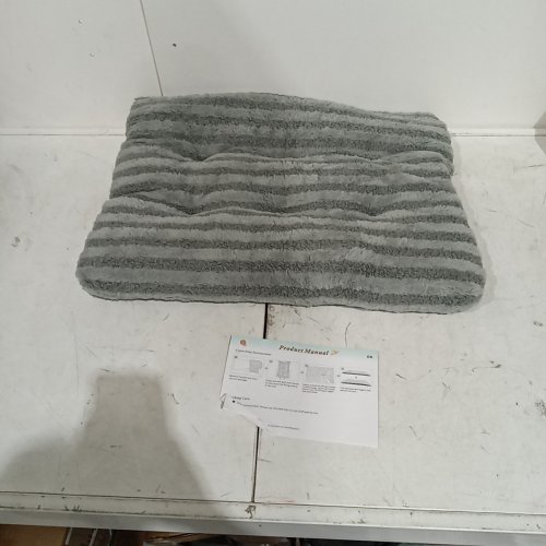 PLUSH PET BED - 24" X 18" - GRAY image 2
