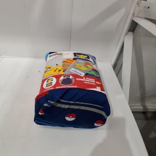 FRANCO KIDS BEDDING SOFT MICROFIBER REVERSIBLE COMFORTER, TWIN/FULL SIZED 72" X 86", MULTICOLOURED POKEMON PIKACHU STARTERS - (MODEL:DL5178) image 5