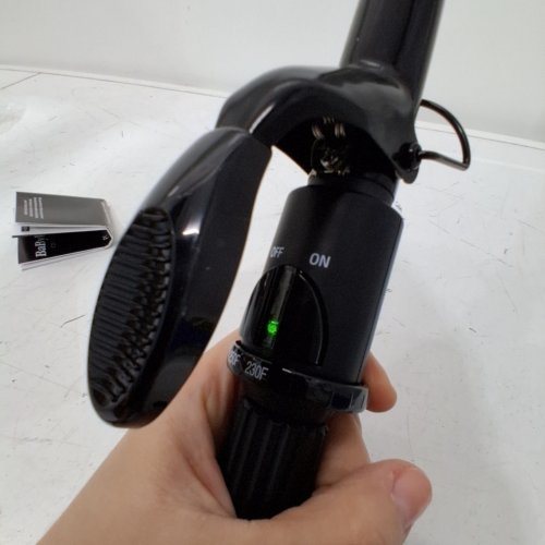 BABYLISSPRO CERAMIC CURLING IRON WITH SPRING HANDLE - 1" - BLACK (MODEL: BABC100SNC) image 2