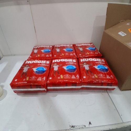 150PK HUGGIES DISNEY BABY LITTLE SNUGGLERS DISPOSABLE DIAPERS - SIZE 4 - WINNIE THE POOH (MODEL: 56311) image 2
