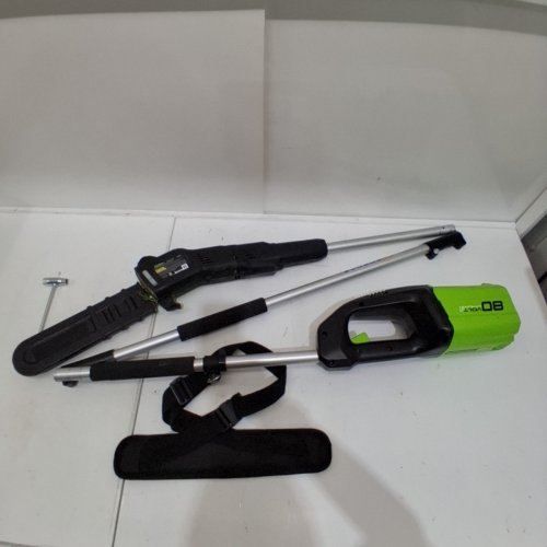 GREENWORKS PRO CORDLESS ADJUSTABLE POLESAW WITH CARRY STRAP - BATTERY & CHARGER NOT INCLUDED - 80V - 10" BLADE - 9FT-14FT - GREEN/BLACK - (MODEL: PS80L000) image 2