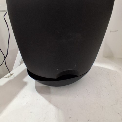 ROOM ESSENTIALS INDOOR/OUTDOOR SELF WATERING PLASTIC PLANTER POT - 16" - BLACK image 3